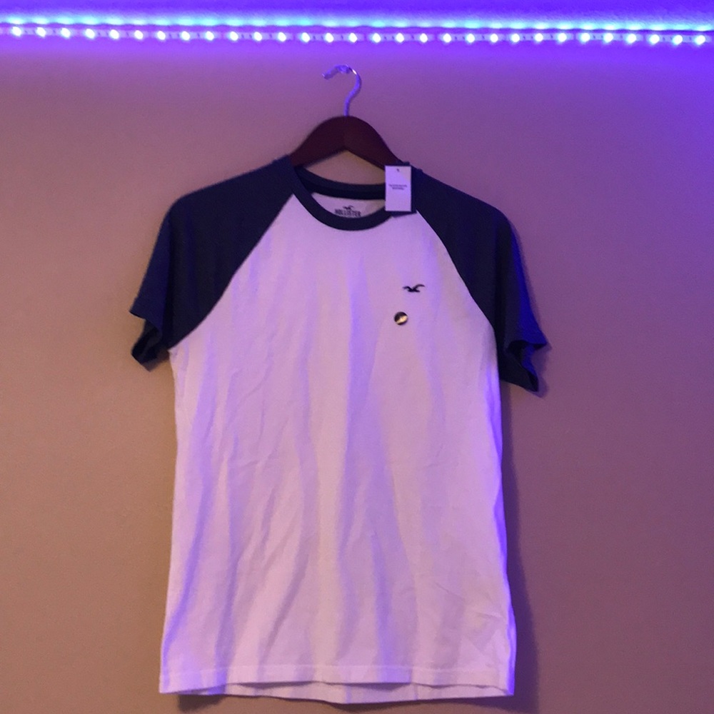 Hollister shirt